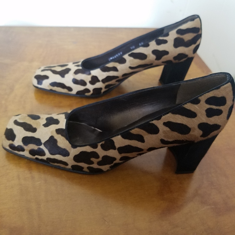 Stuart Weitzman Cheetah Print Shoes - image 1